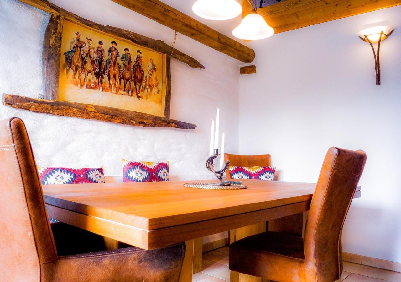 Besondere Ferienwohnung Spirit Auf Idyllischem Reiterhof Nahe Burg Eltz Münstermaifeld Buitenkant foto